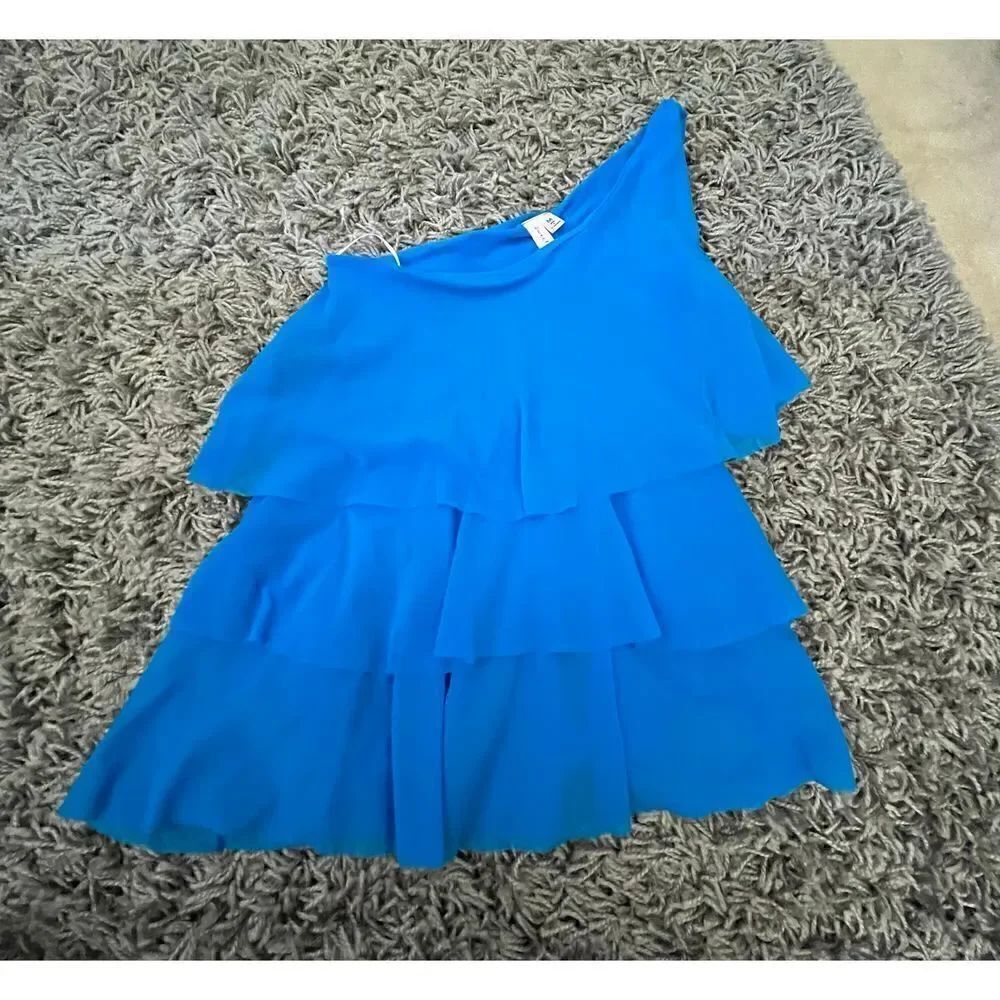 NWOT Sweet Pea One-Shoulder Tiered Top in Blue